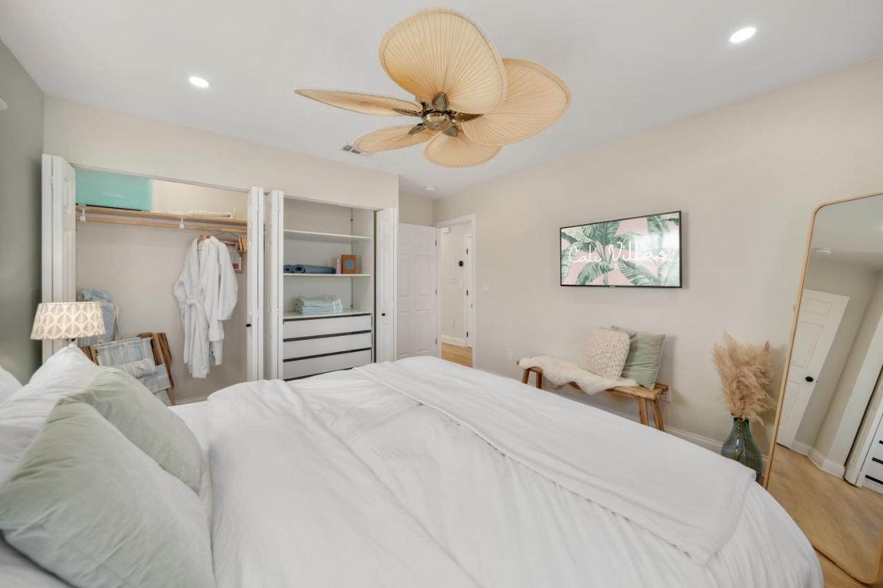 Luxury Villa 3 Blocks From The Beach With A Pool, Fire Pit And Outdoor Oasis Mũi Canaveral Ngoại thất bức ảnh